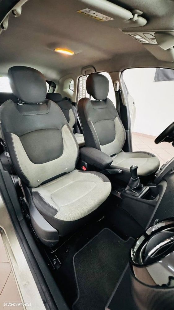 Renault Captur 1.5 dCi Exclusive - 15