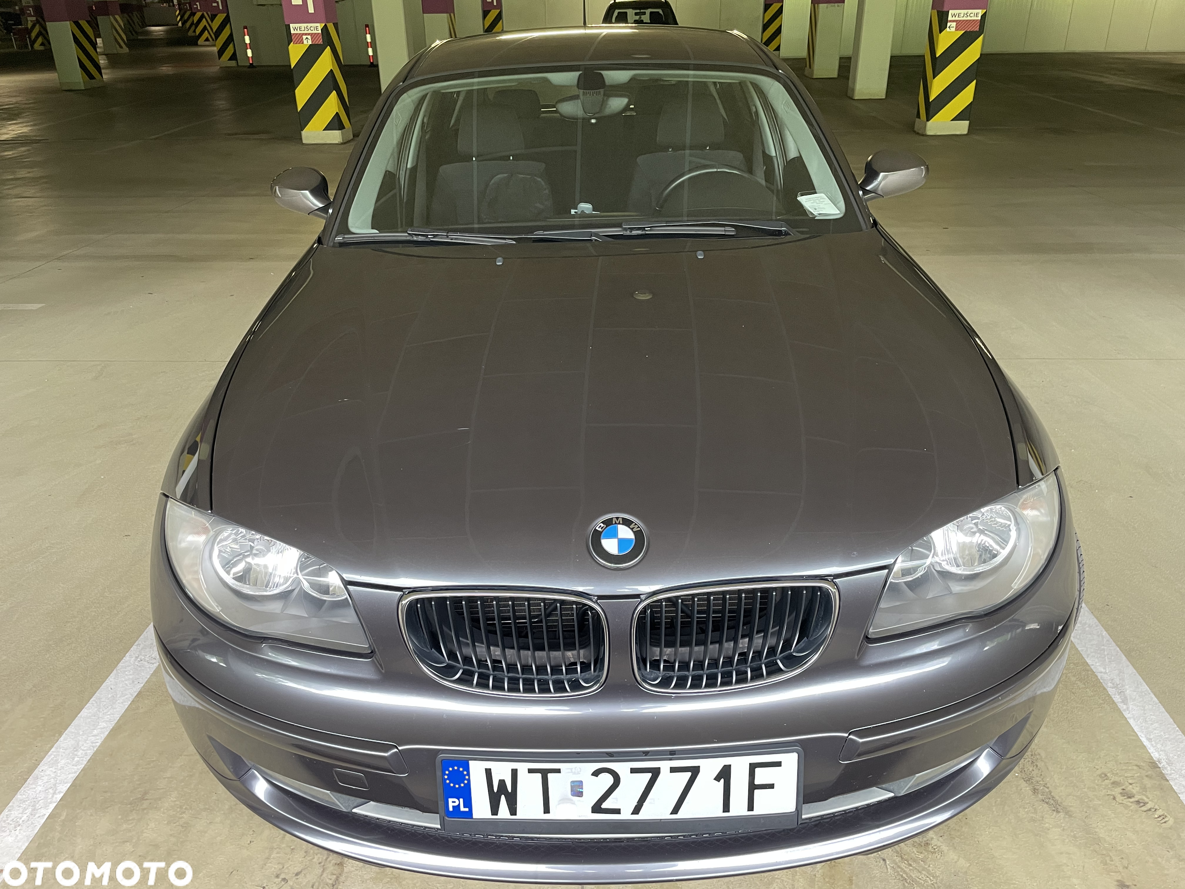 BMW Seria 1 116i - 4