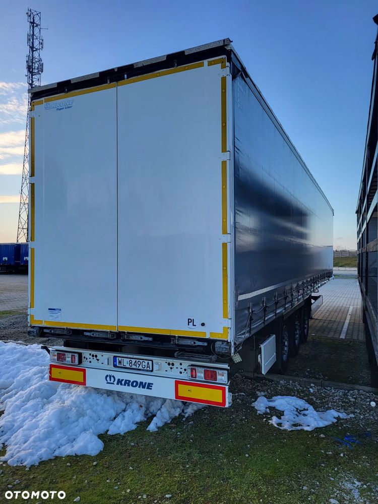 Krone Standard 2021, Dach podnoszony - 4