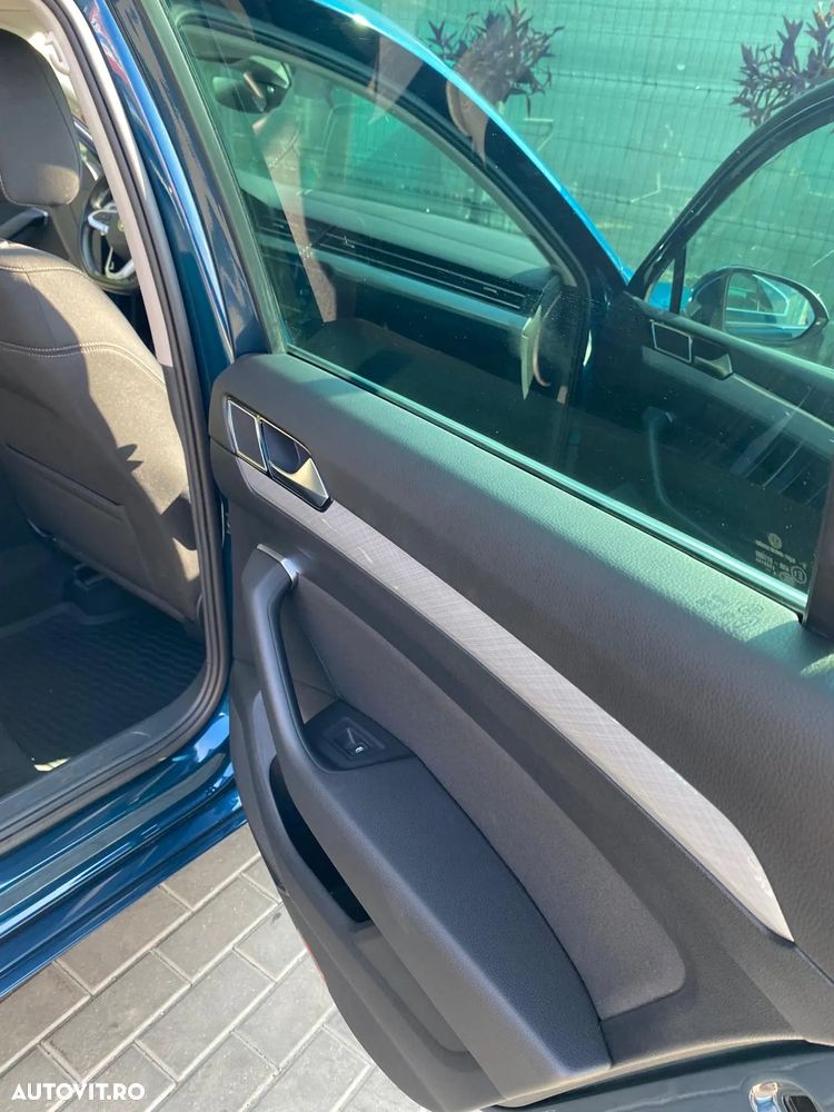 Volkswagen Passat Variant 2.0 TDI DSG Comfortline - 28
