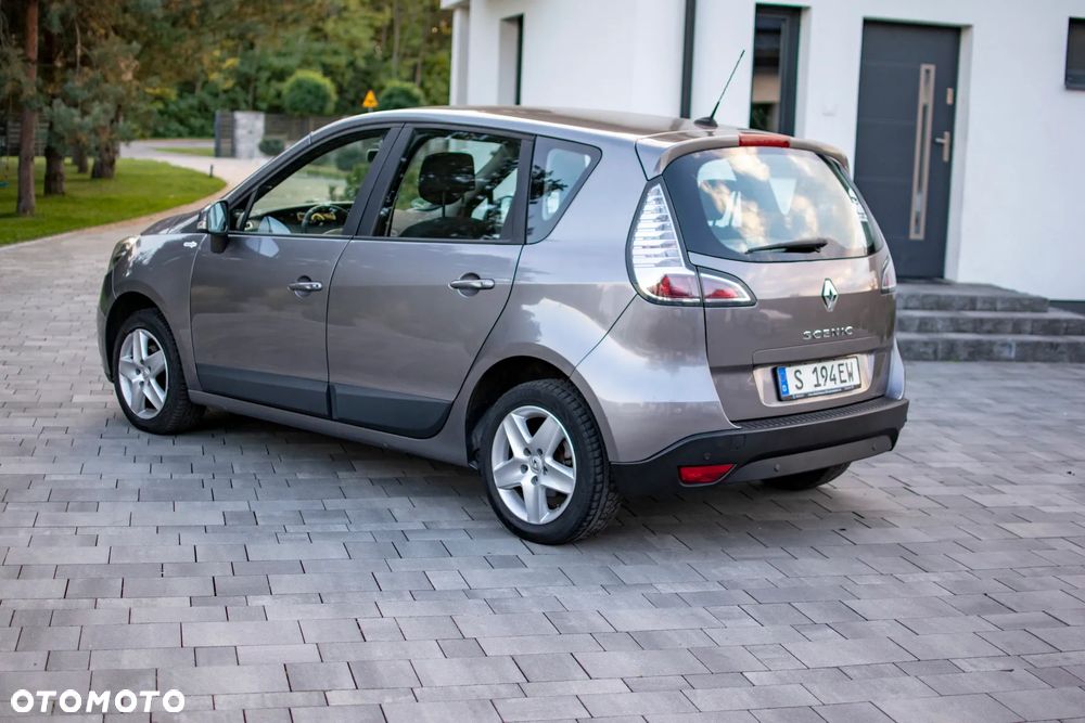 Renault Scenic - 24