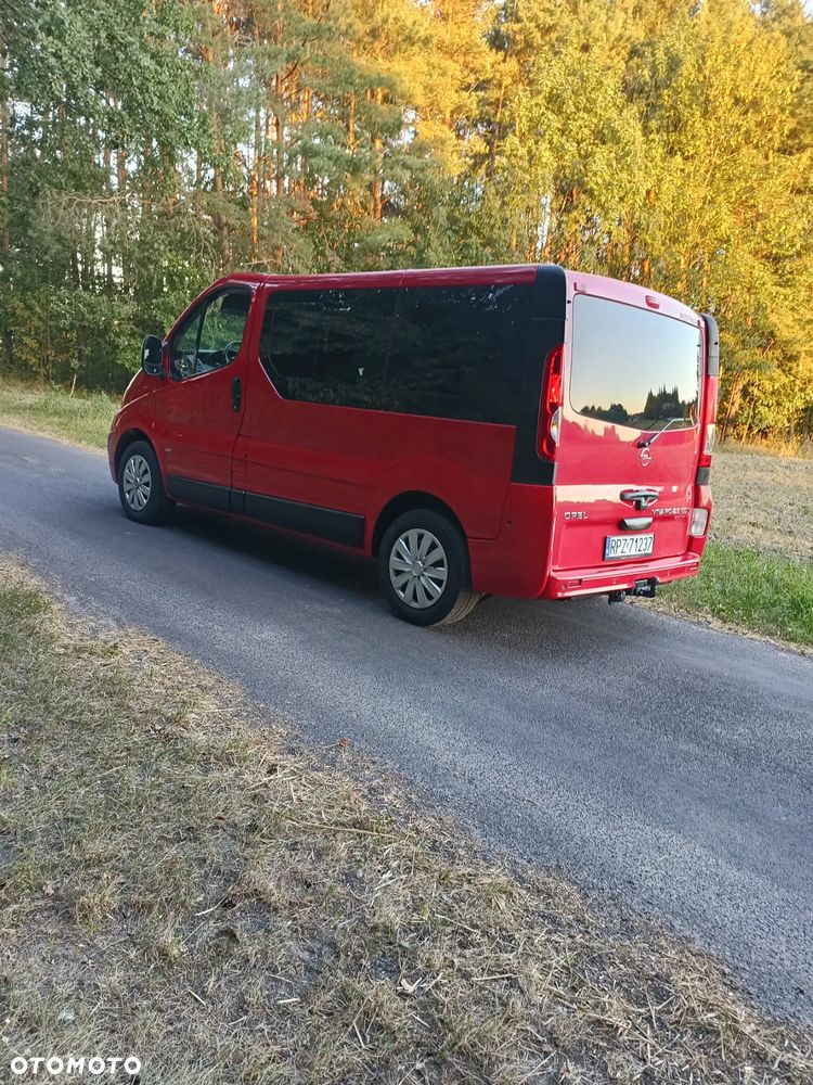 Opel Vivaro - 12