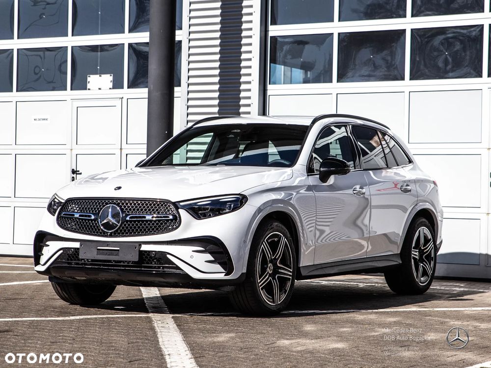 Mercedes-Benz GLC 200 mHEV 4-Matic AMG Line - 2