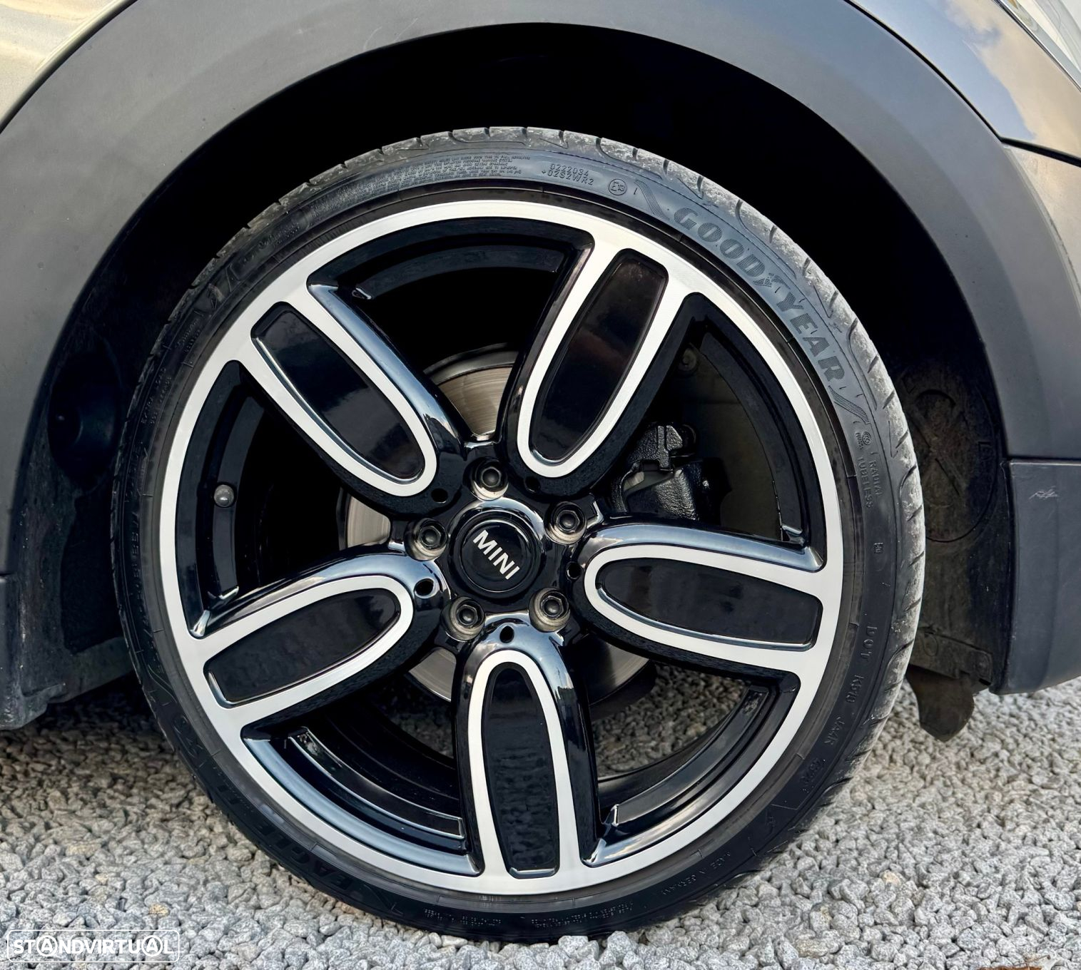 MINI 3 Portas - 12