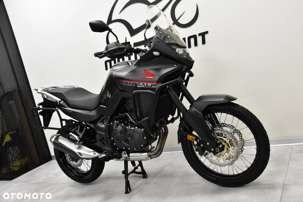 Honda Transalp - 8