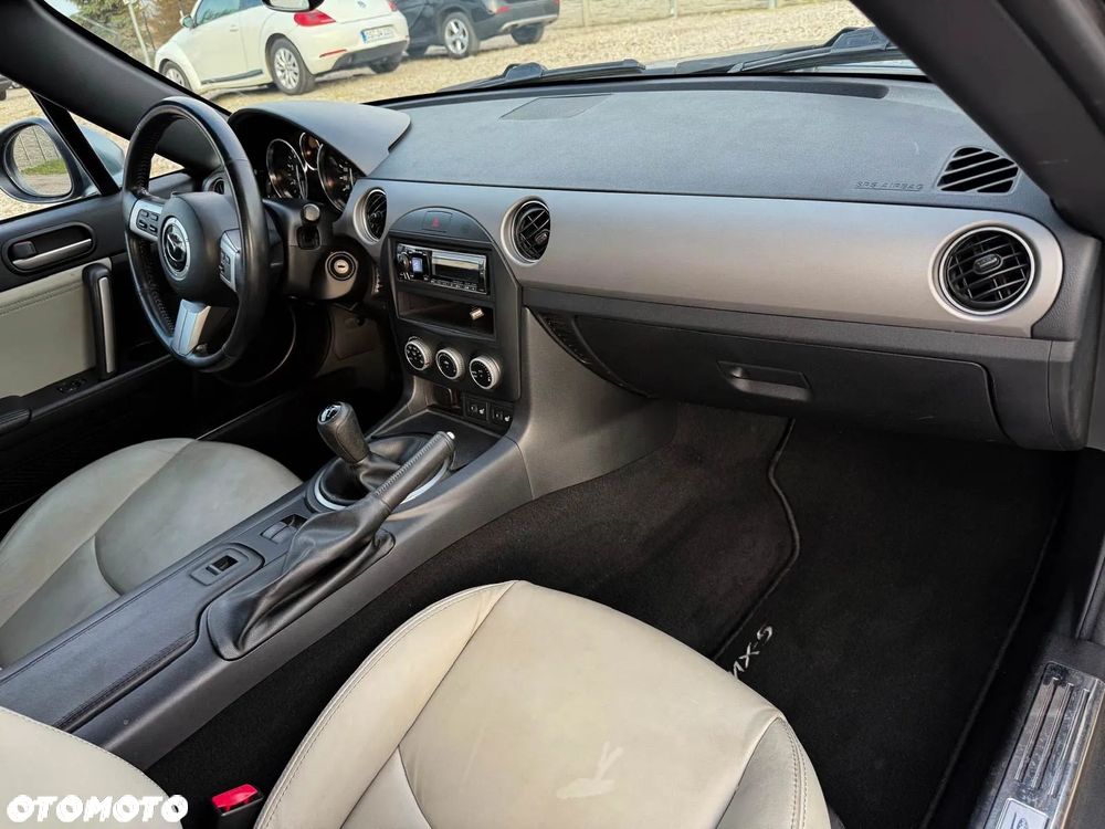 Mazda MX-5 - 24