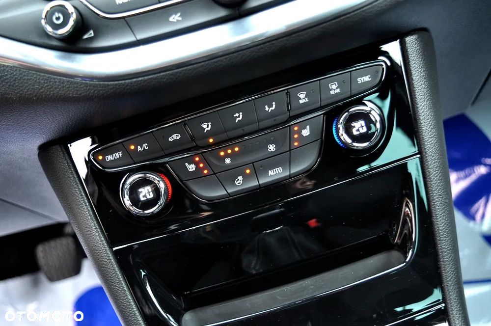 Opel Astra 1.4 Turbo Sports Tourer Dynamic - 29