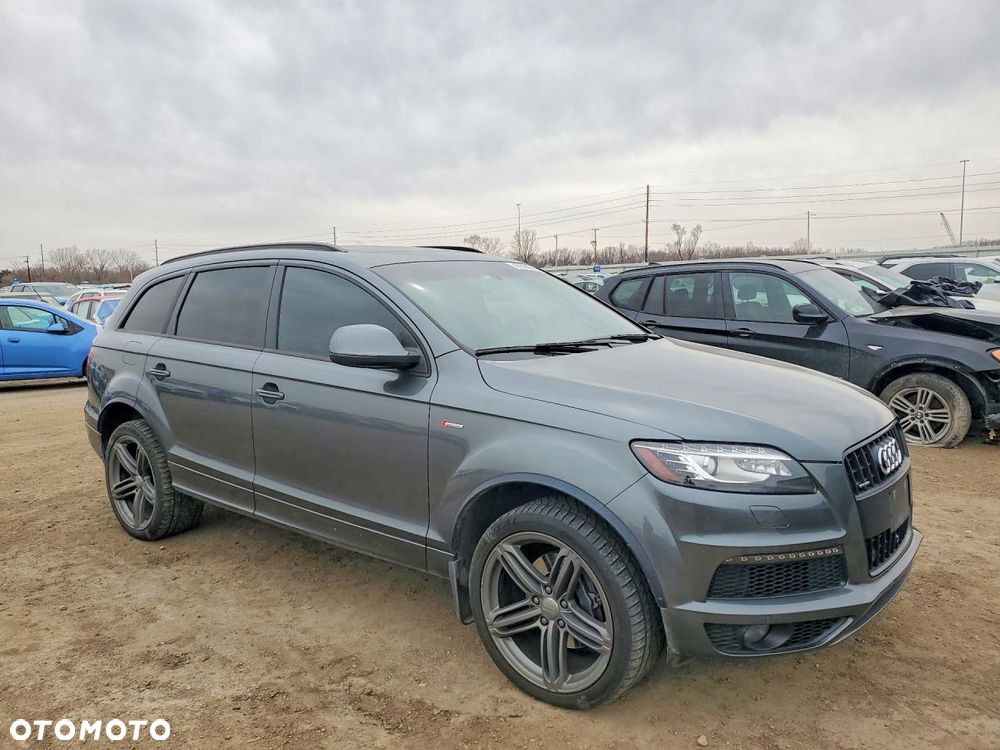 Audi Q7 - 1