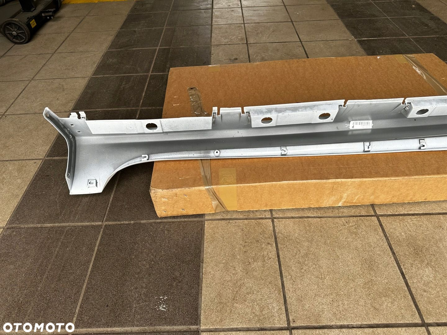 TOYOTA YARIS IV 4 20- PRÓG PRAWA LISTWA PROGOWA - 7