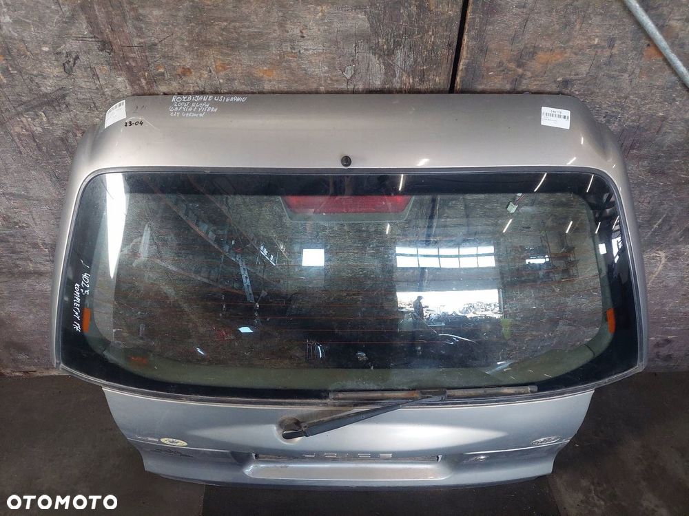 KLAPA BAGAŻNIKA + LAMPY KIA JOICE I SH - 4