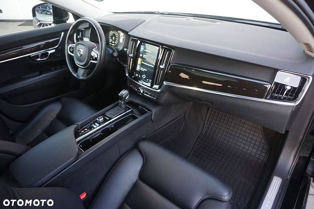 Volvo V90 D4 Momentum - 6