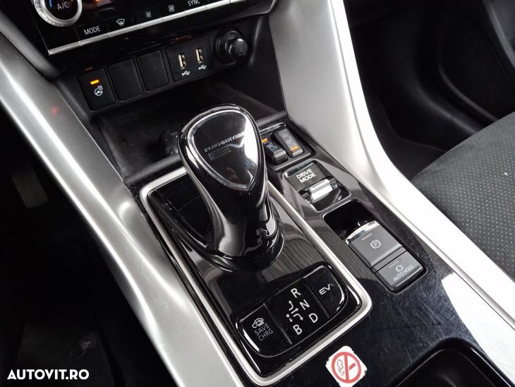 Mitsubishi Eclipse-Cross - 29
