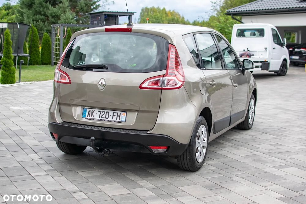 Renault Scenic - 16