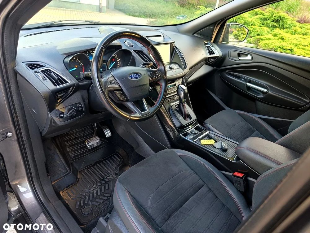 Ford Kuga 1.5 EcoBoost 4x4 ST-Line - 34