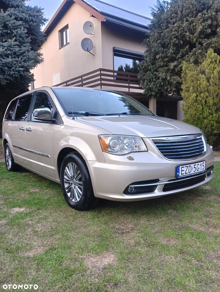 Chrysler Town & Country 3.6 Limited - 2