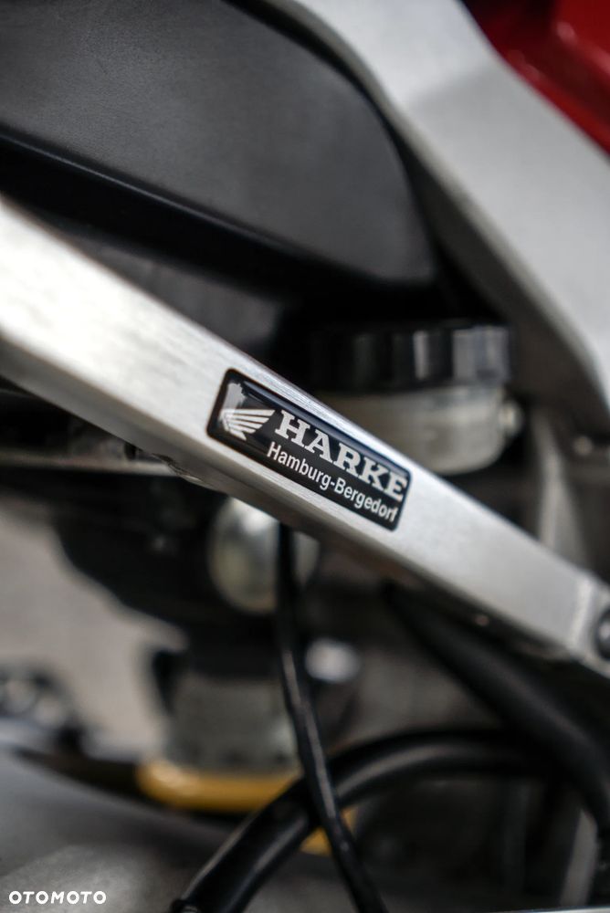 Honda CBR - 16