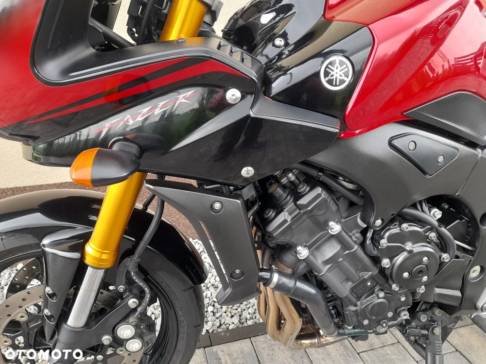 Yamaha FZ - 22