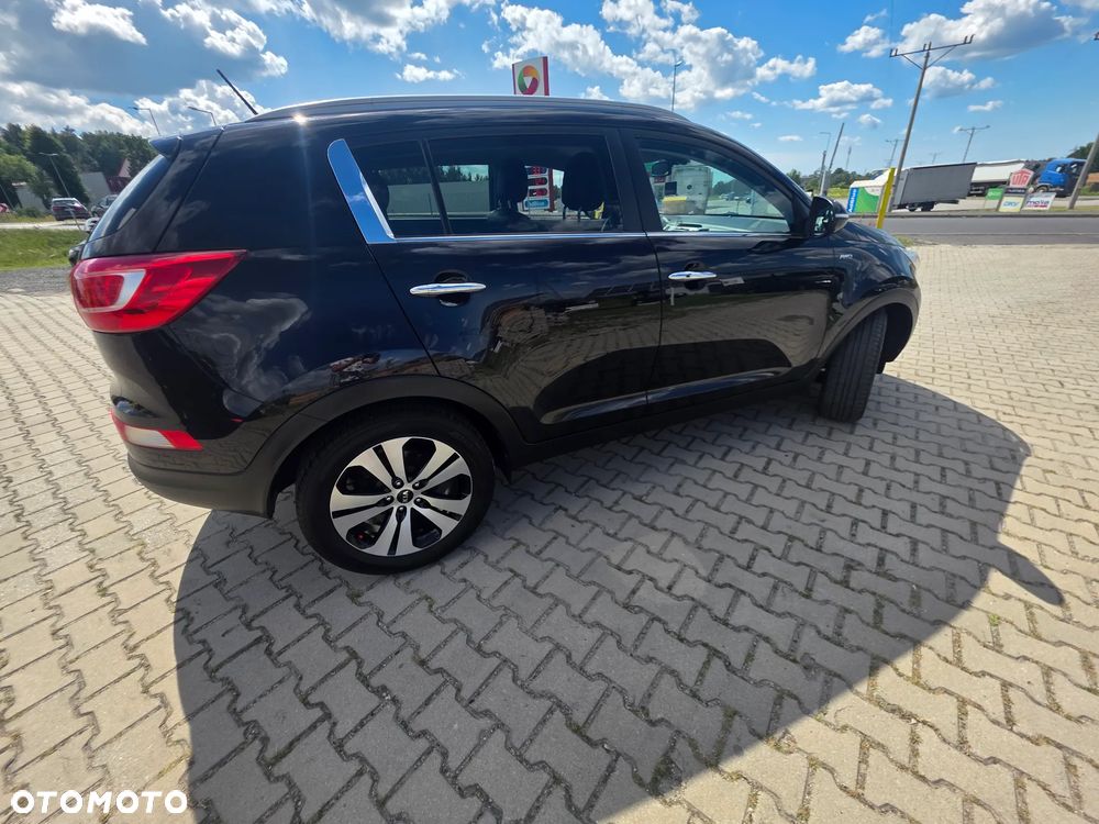 Kia Sportage 2.0 CRDI 4WD Automatik Dream-Team Edition - 7