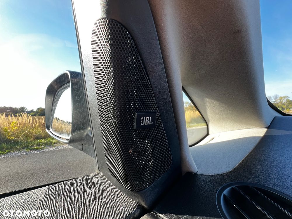 Toyota Prius 1.5 VVT-i Sol - 10