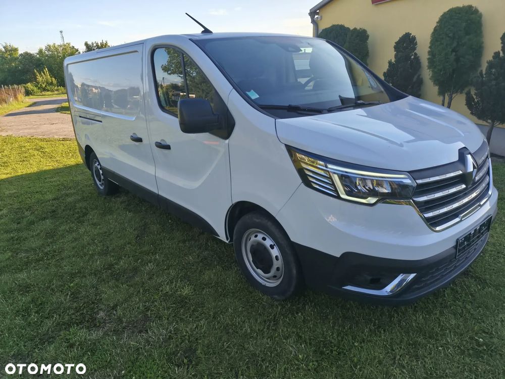 Renault Trafic - 2