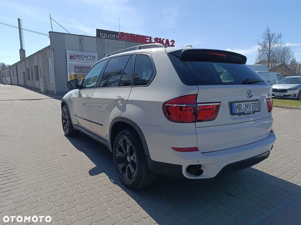 BMW X5 xDrive35i Edition Exclusive - 13
