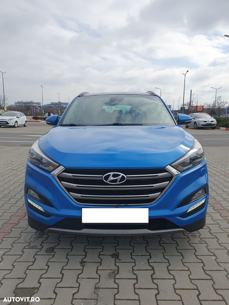Hyundai Tucson 2.0 CRDI 4WD Automatik Style - 12