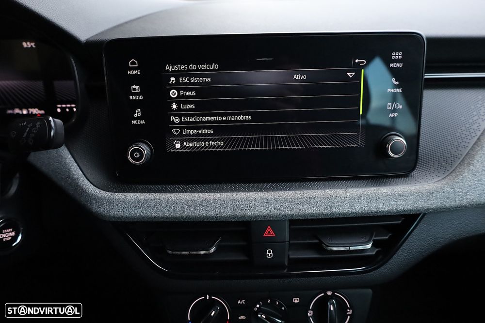 Skoda Kamiq 1.0 TSI DSG - 31