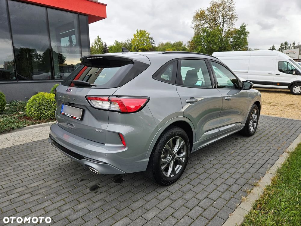 Ford Kuga 2.5 FHEV FWD ST-Line - 3