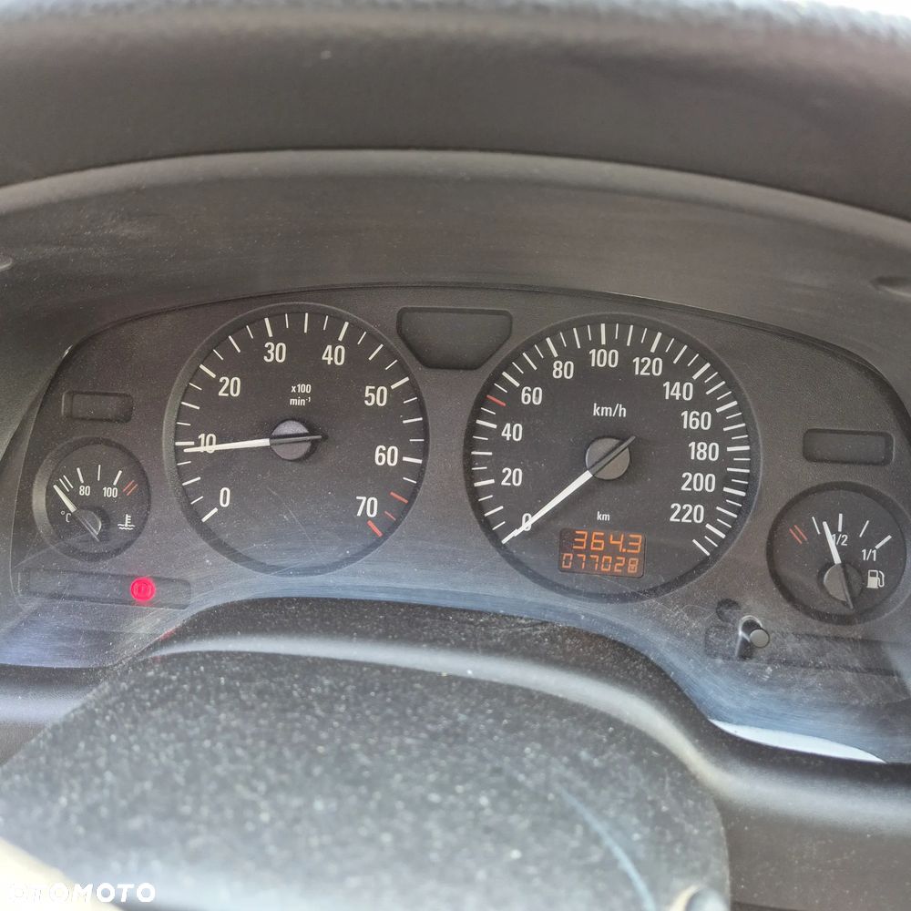 Opel Astra 1.4 Elegance - 2