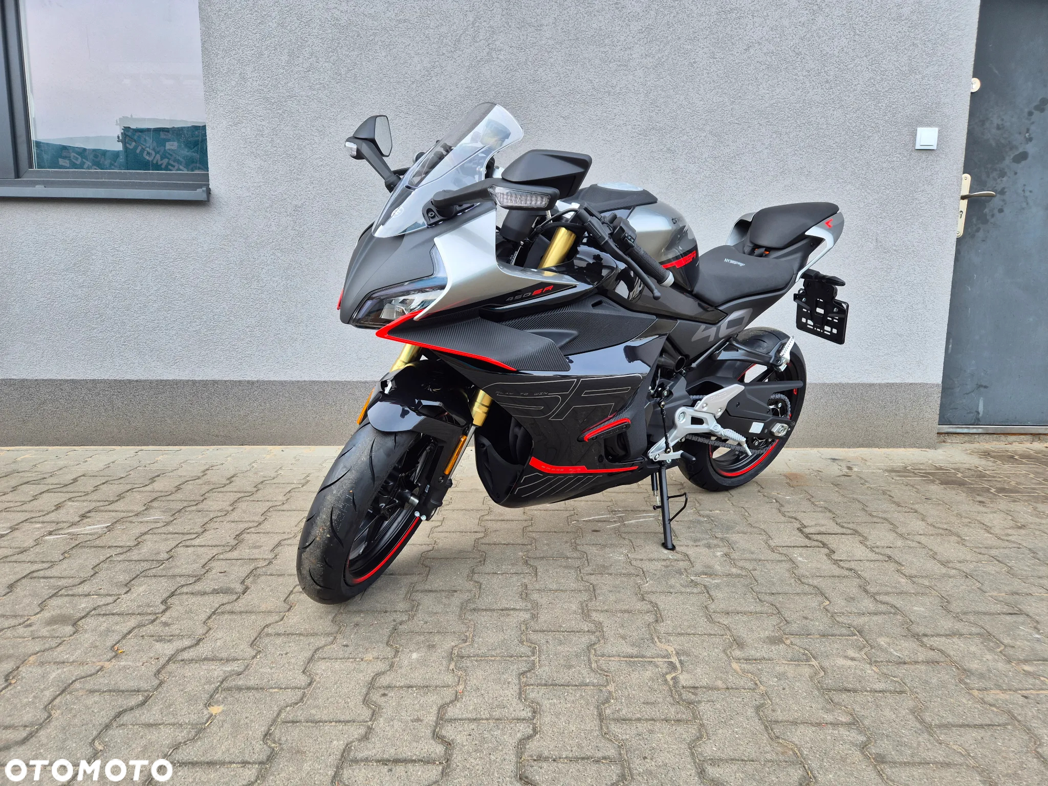 CFMoto SR - 2