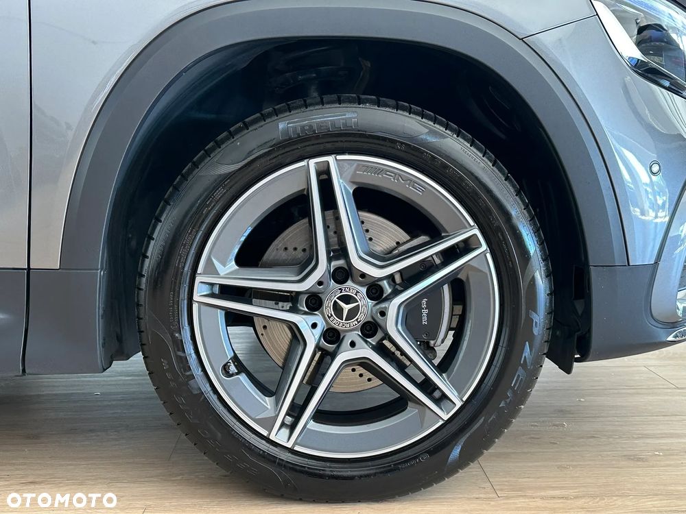 Mercedes-Benz GLB 200 mHEV AMG Line 7G-DCT - 32