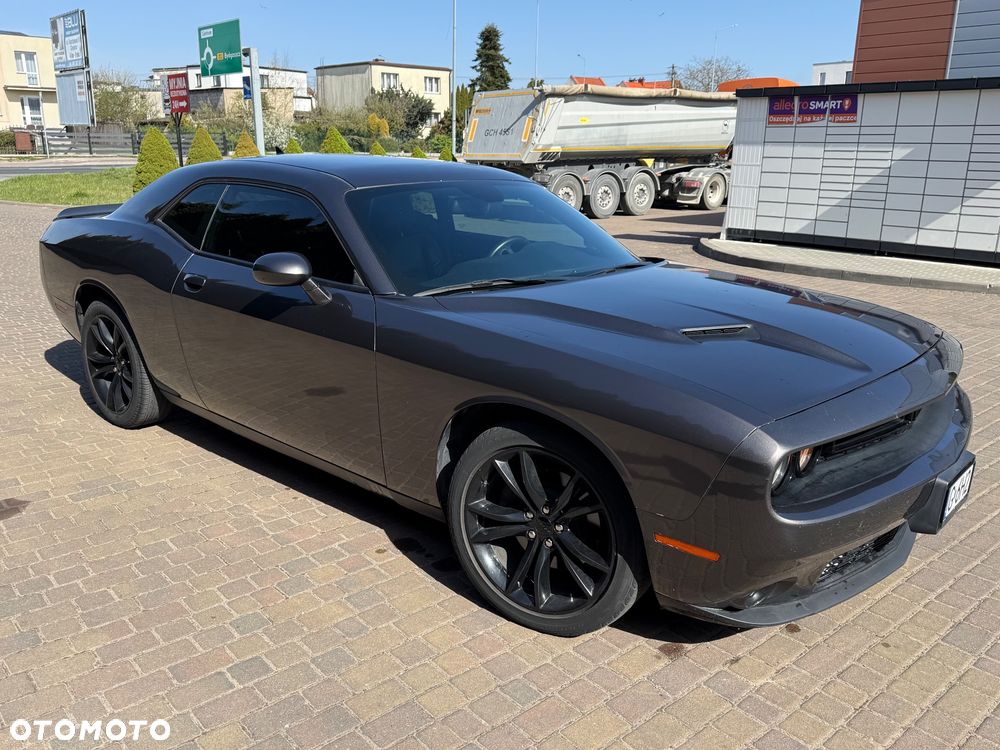 Dodge Challenger - 3