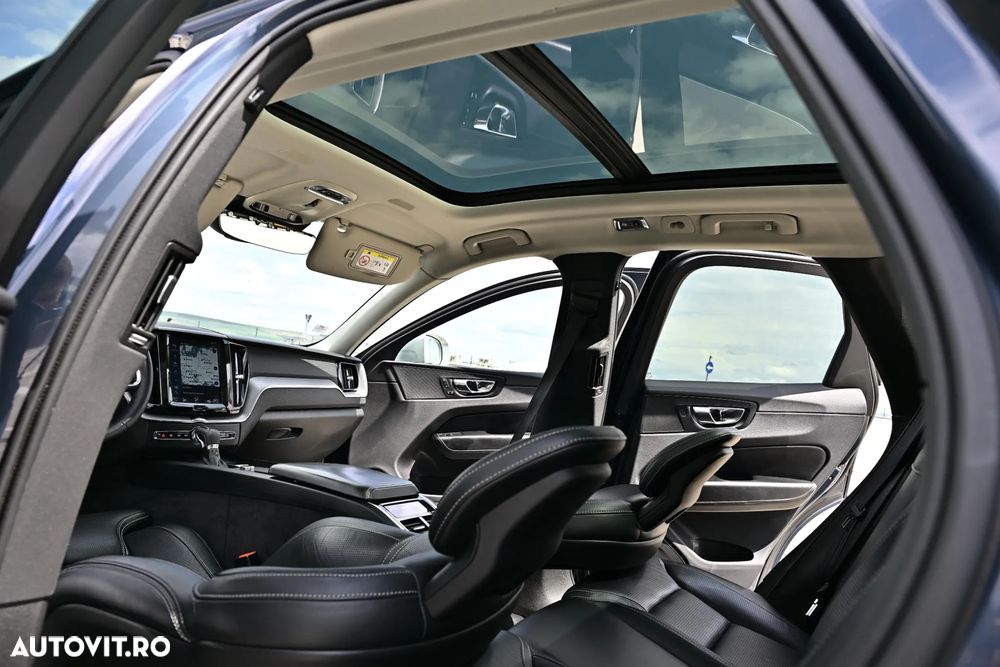 Volvo XC 60 D5 AWD Geartronic Inscription - 9