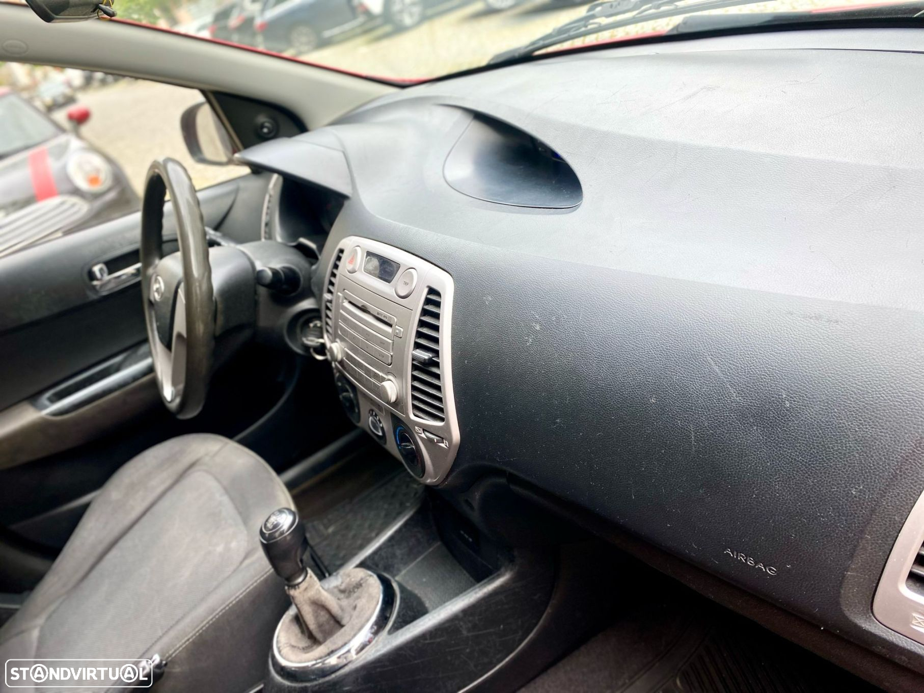Hyundai i20 blue 1.4 CRDi Classic - 25