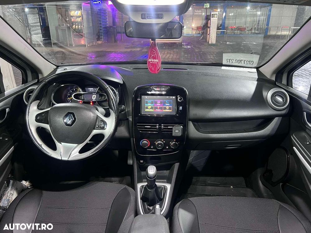 Renault Clio dCi 75 Stop & Start Expression - 4