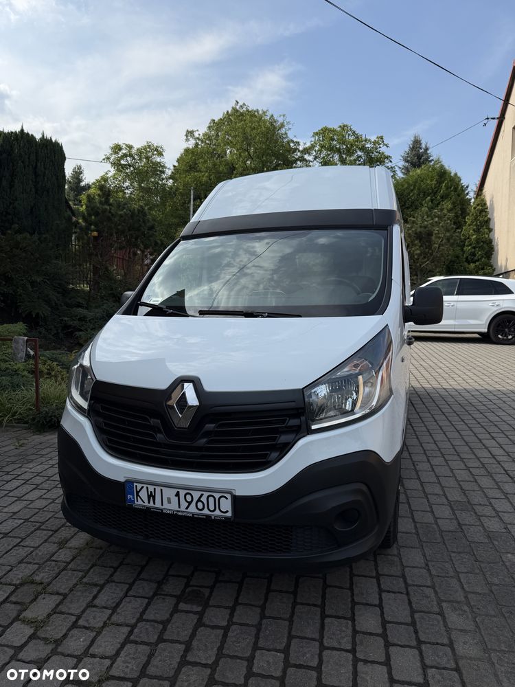 Renault TRAFIC - 2
