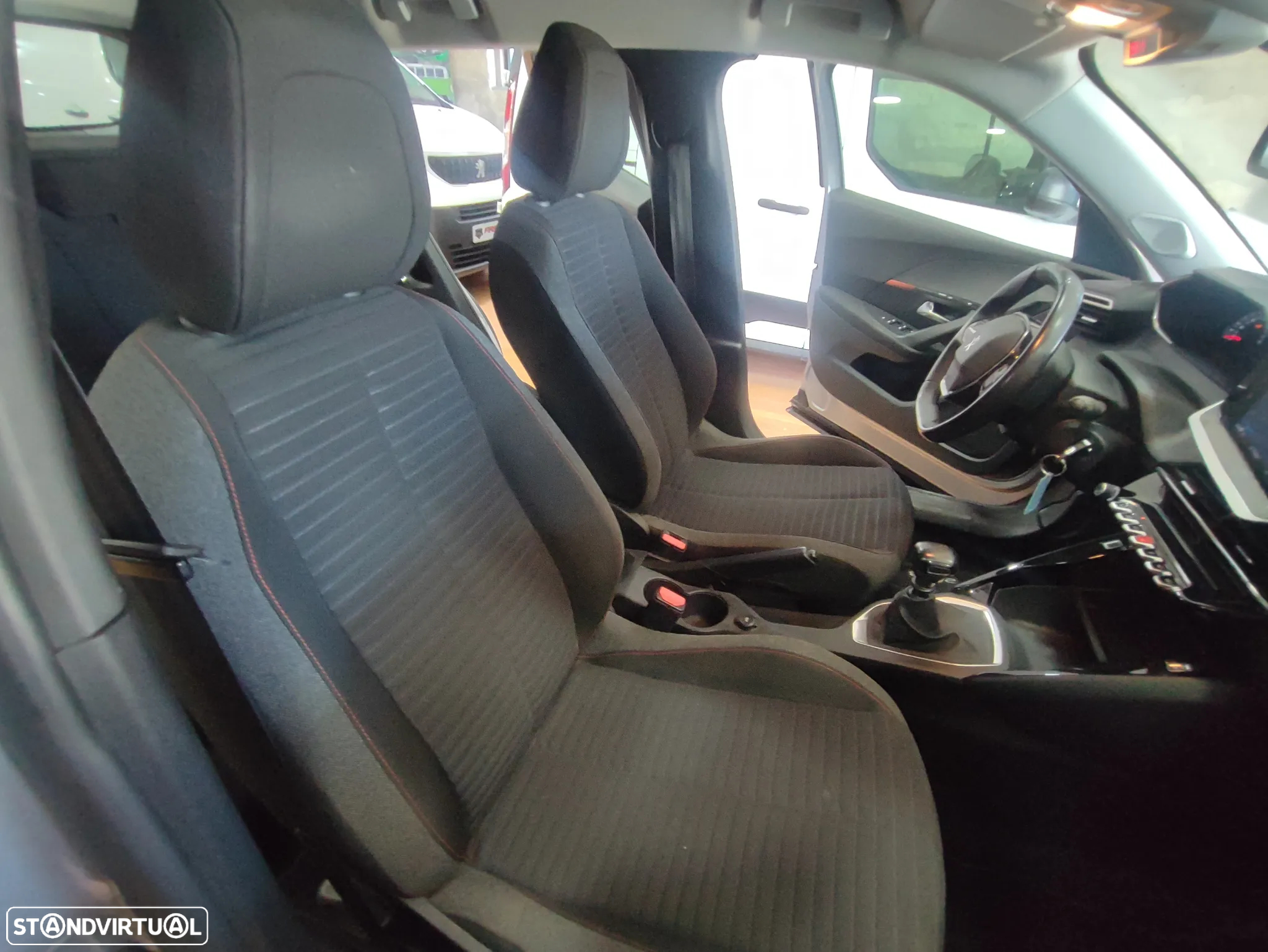 Peugeot 2008 BlueHDi 110 Active - 15