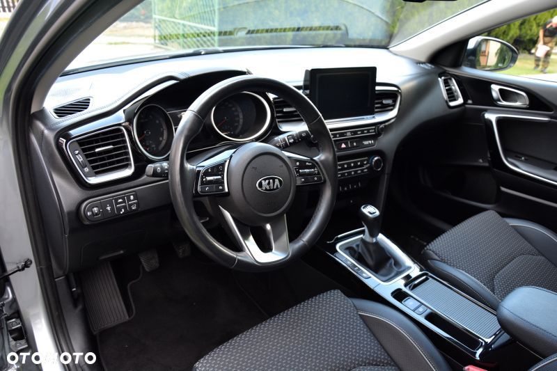 Kia Ceed 1.4 T-GDI L Business Line Plus - 15