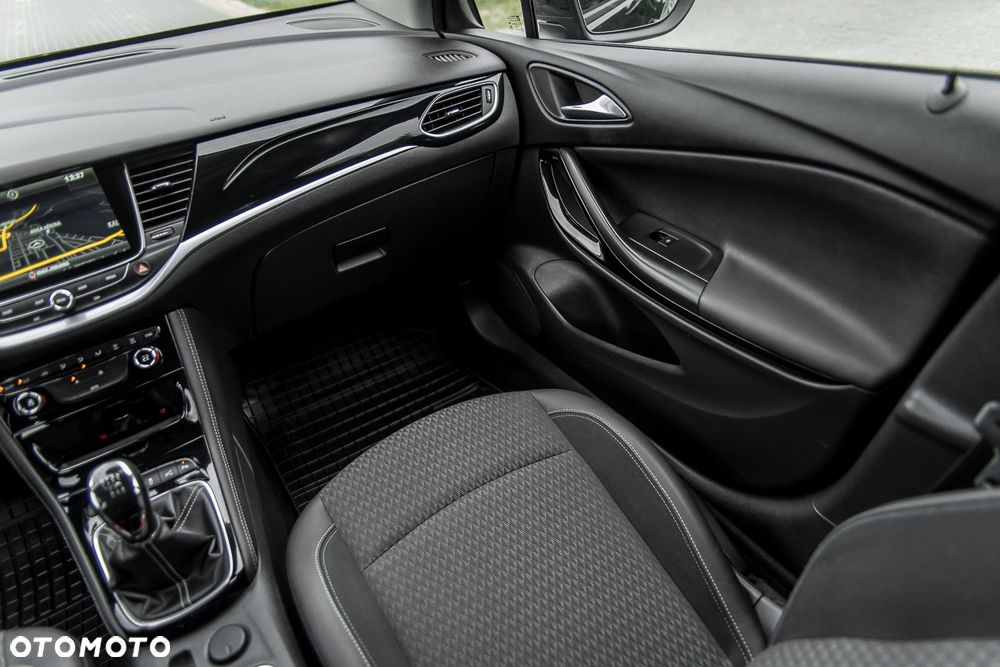 Opel Astra 1.4 Turbo Edition - 23