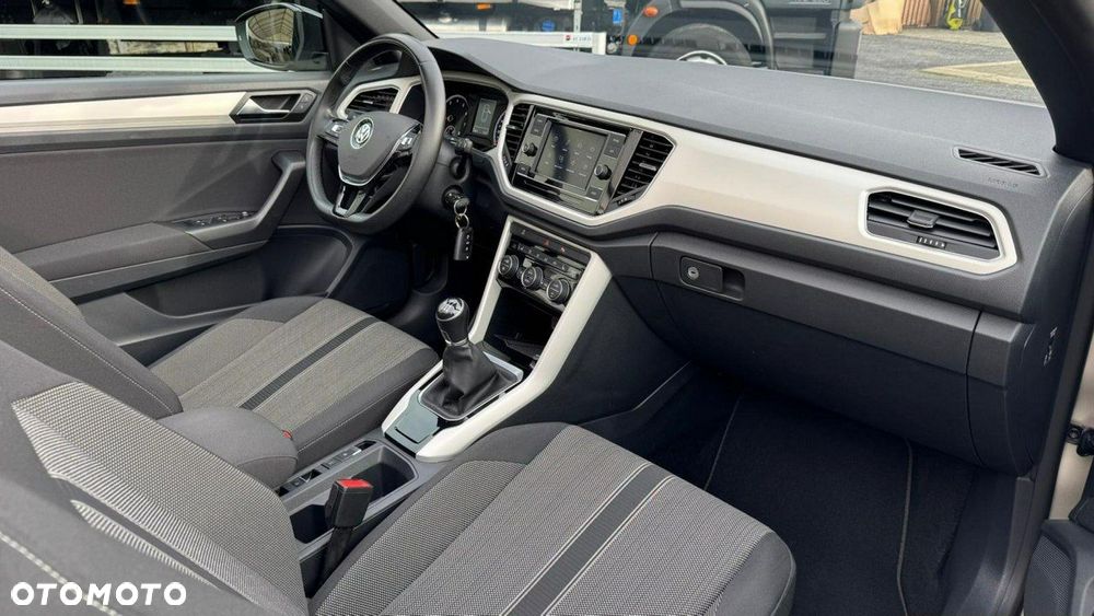 Volkswagen T-Roc - 40