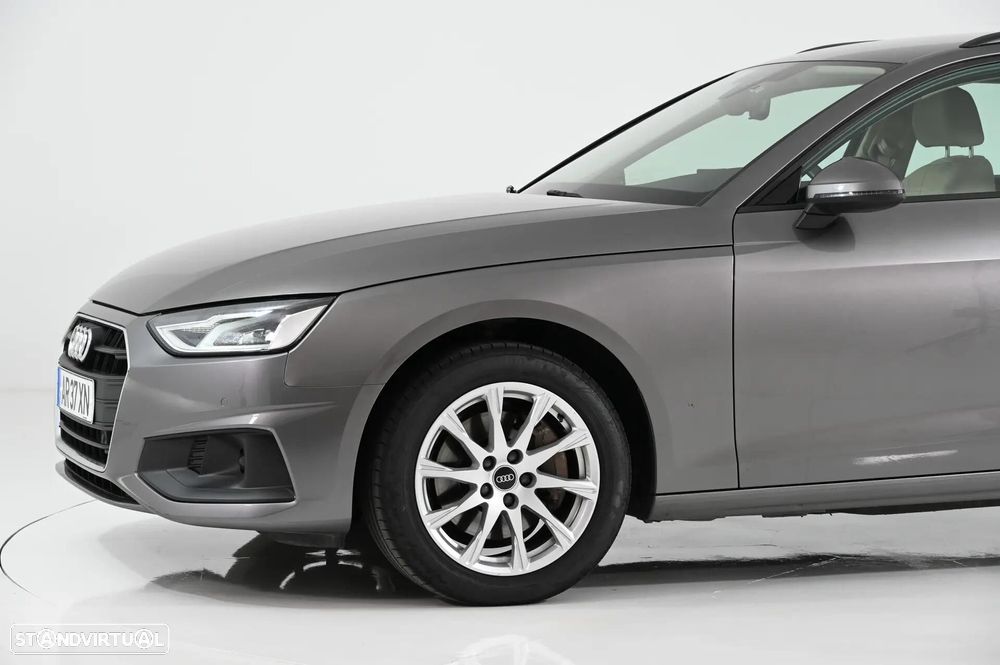 Audi A4 Avant 40 TDI S tronic - 15