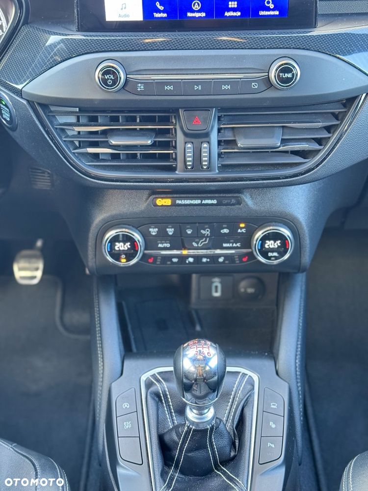 Ford Focus 2.0 EcoBlue ST - 26
