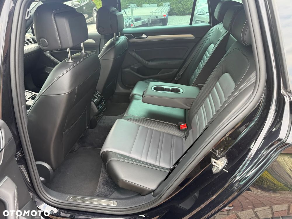 Volkswagen Passat 2.0 TDI SCR (BlueMotion Technology) DSG Highline - 16