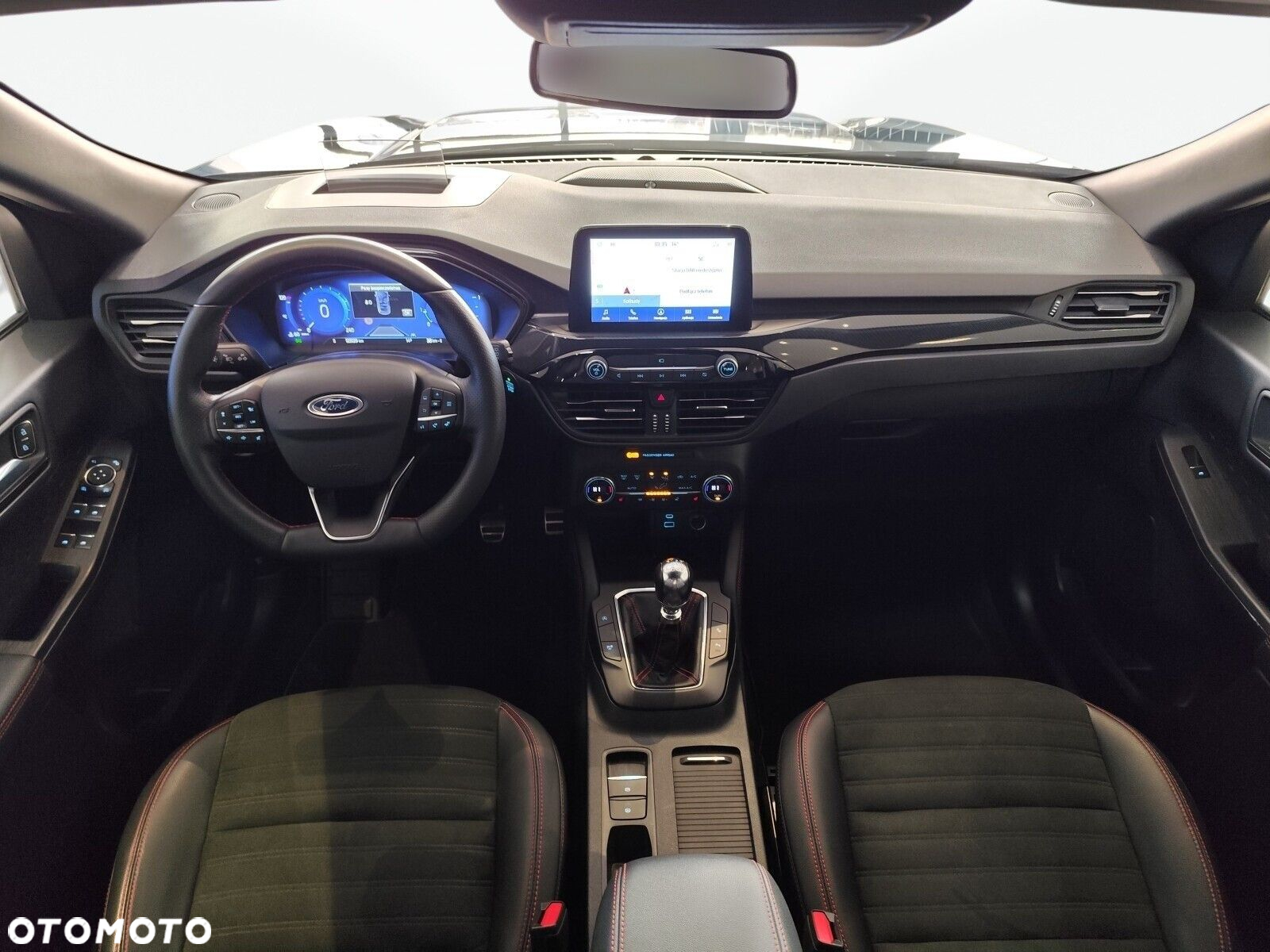 Ford Kuga - 11
