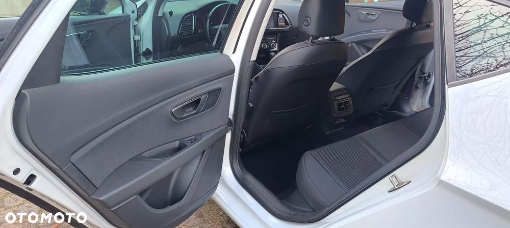 Seat Leon 1.5 eTSI OPF DSG FR - 15