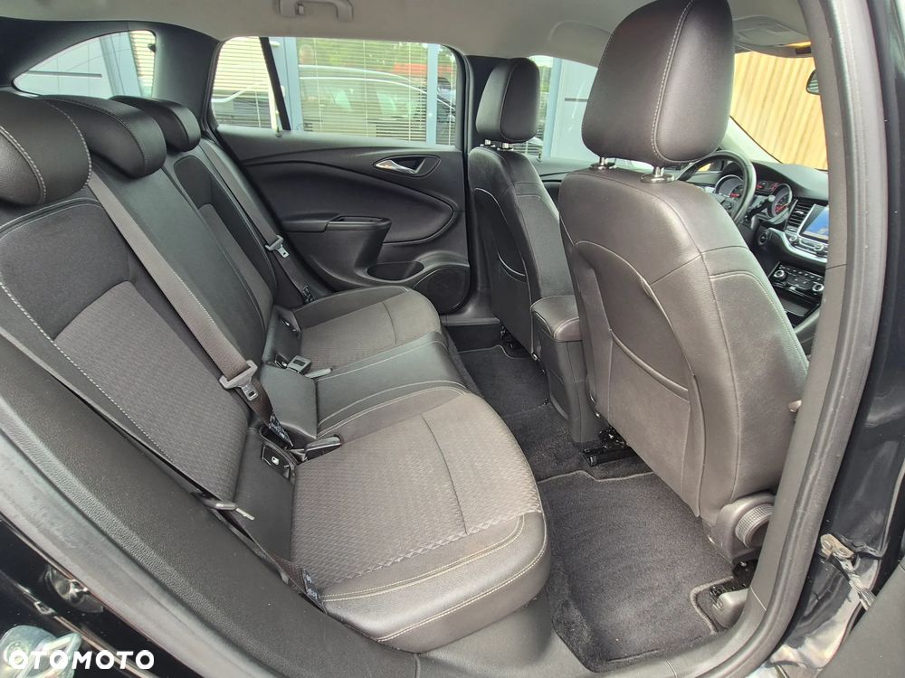 Opel Astra 1.4 Turbo Start/Stop Ultimate - 29