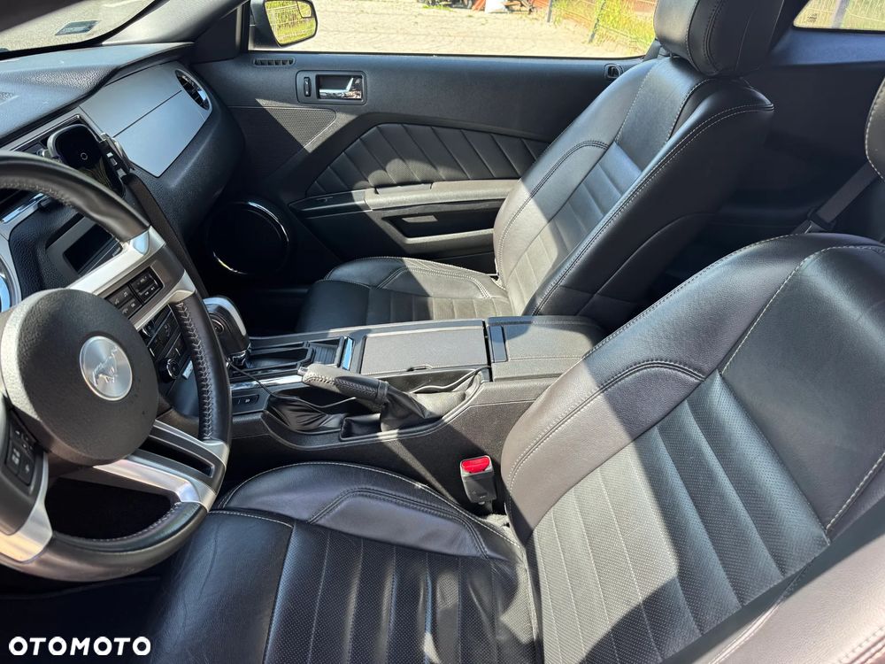Ford Mustang 3.7 V6 Premium - 9