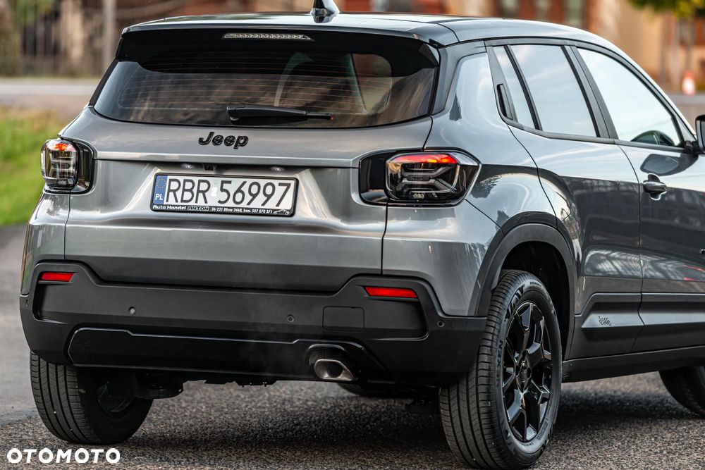 Jeep Avenger 1.2 GSE T3 Turbo-Benzin GDI Longitude - 11