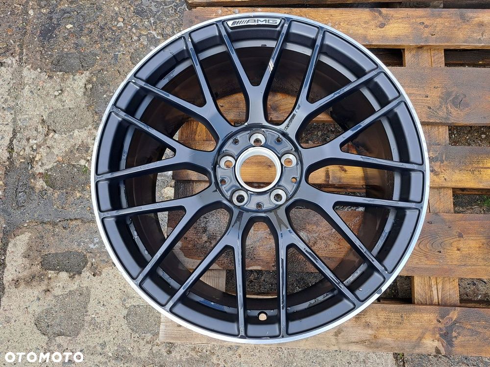 Oryg. Mercedes C-Klasa 205 A205 A2054011800 9.5j et56 19 AMG C63 4628