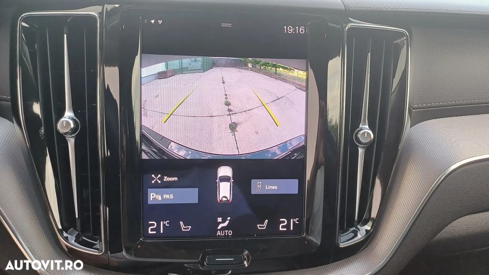 Volvo XC 60 B4 D AWD Geartronic Inscription - 17